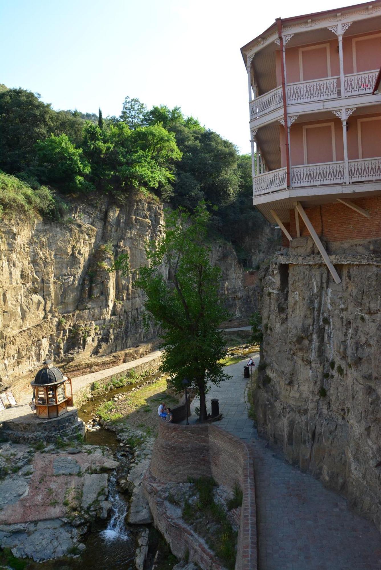 Hotel Canyon Tbilisi Luaran gambar