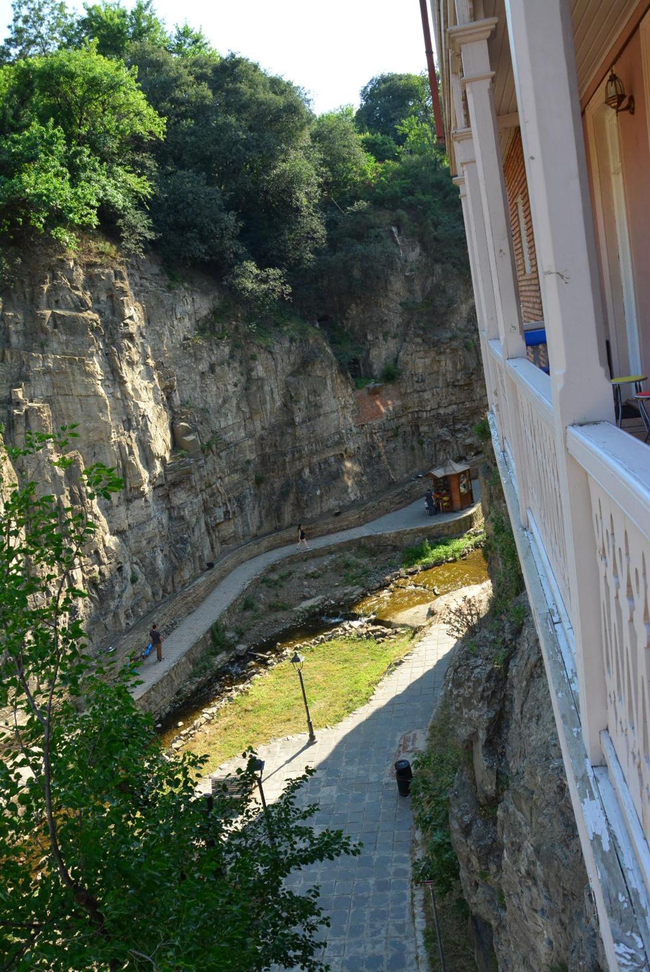 Hotel Canyon Tbilisi Luaran gambar